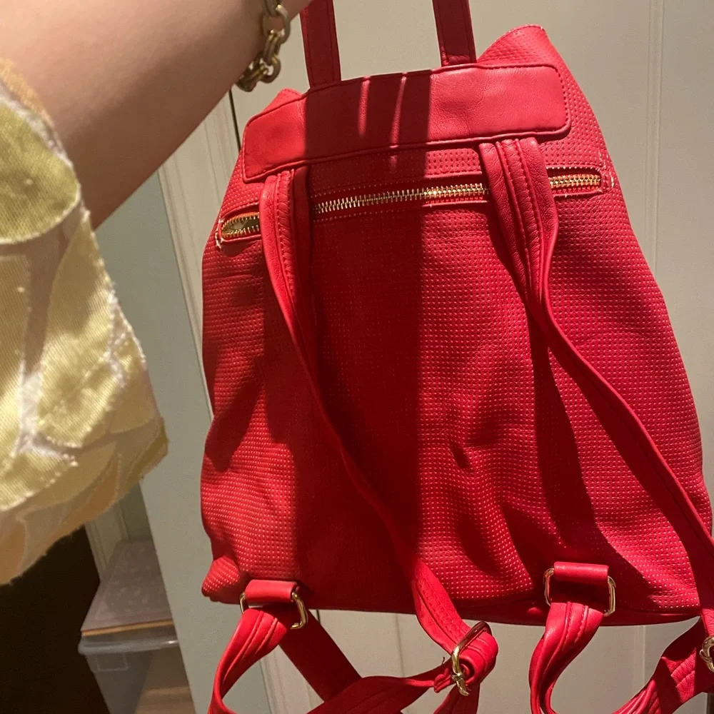 Red stylish backpack - Picture 2 of 4